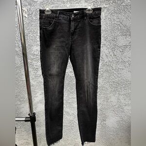 Black Skinny Jeans
